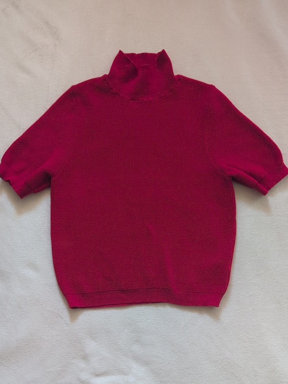 Aster Red Short Sleeve Knit Mock Neck / Turtleneck Sweater - Size M